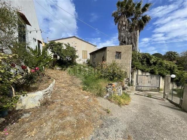 Villetta indipendente in vendita di 123 m² in Via Pozzicello Ganzirri
