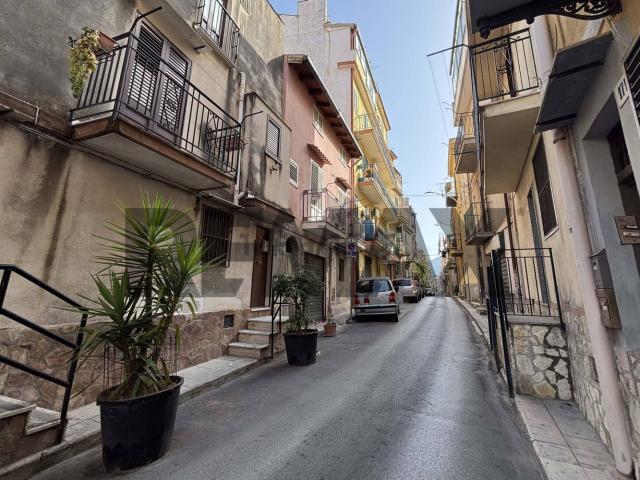 Villetta indipendente in vendita di 124 m² in Via B. Balsamo, 129