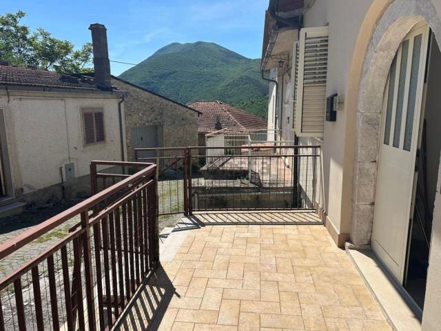 Villetta indipendente in vendita di 125 m² in Via Cannatrello, 10