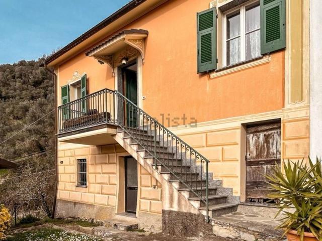 Villetta indipendente in vendita di 125 m² in Via del Camoglino