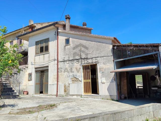 Villetta indipendente in vendita di 125 m² in Via Pietro Del Buono, 26