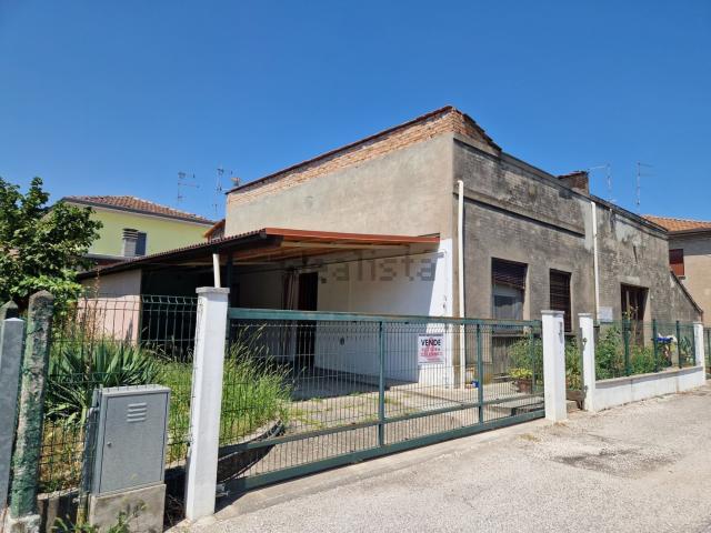 Villetta indipendente in vendita di 125 m² in Via Torquato Tasso