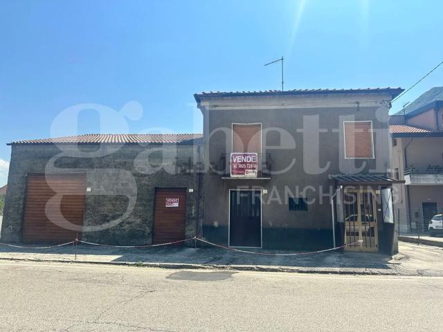 Villetta indipendente in vendita di 125 m² in Viale Rimembranza, 86