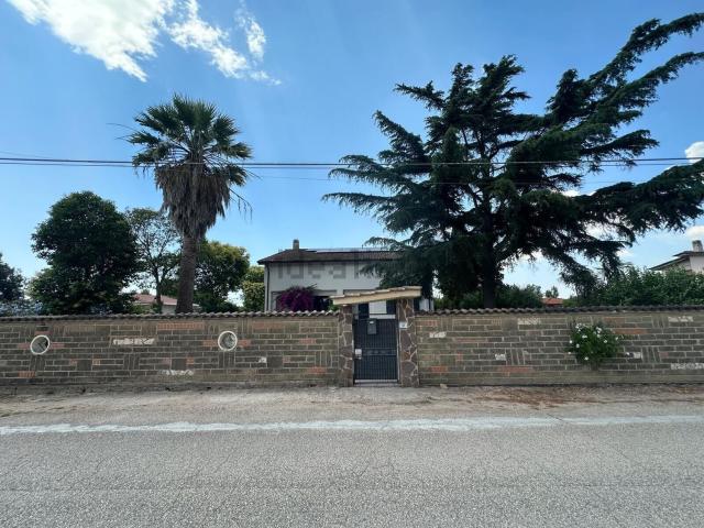 Villetta indipendente in vendita di 126 m² in Via del Frassineto