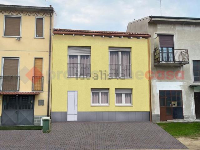 Villetta indipendente in vendita di 126 m² in Via Luigi Mantica, 14