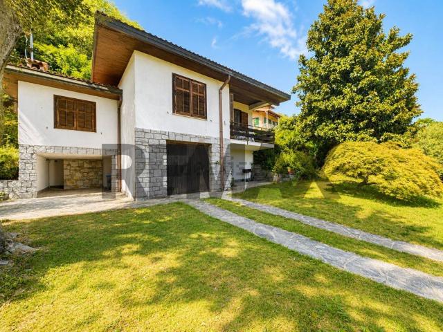 Villetta indipendente in vendita di 126 m² in Via Verbano, 2