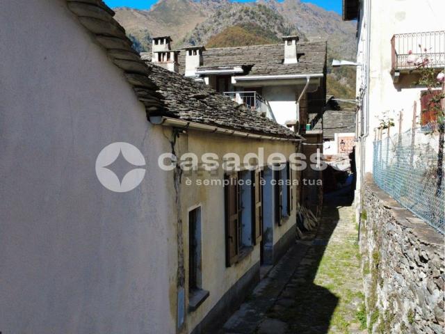 Villetta indipendente in vendita di 126 m² in Frazione Chiesa, 9