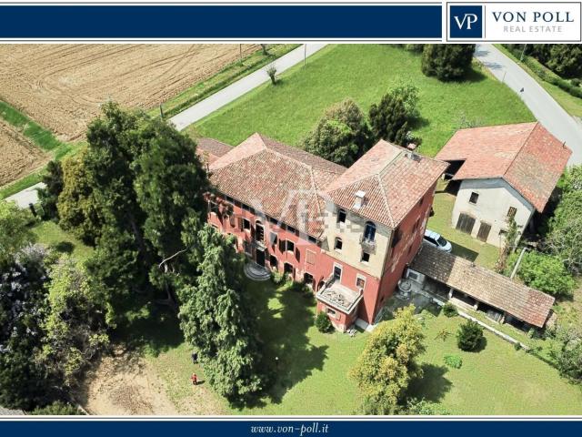 Villetta indipendente in vendita di 1270 m² in Via Tricesimo, 3