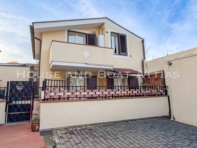 Villetta indipendente in vendita di 127 m²