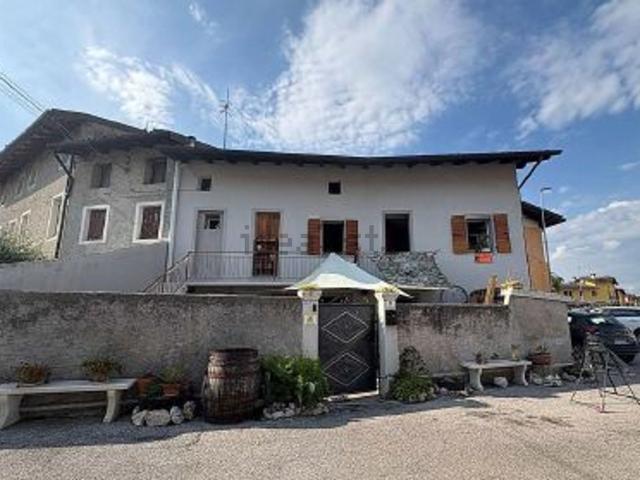 Villetta indipendente in vendita di 127 m² in Via Monte Grappa, 82