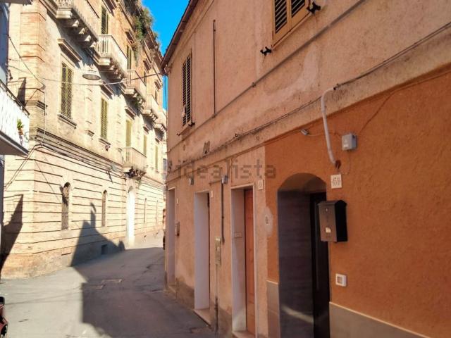 Villetta indipendente in vendita di 128 m² in Via Madonna delle Grazie