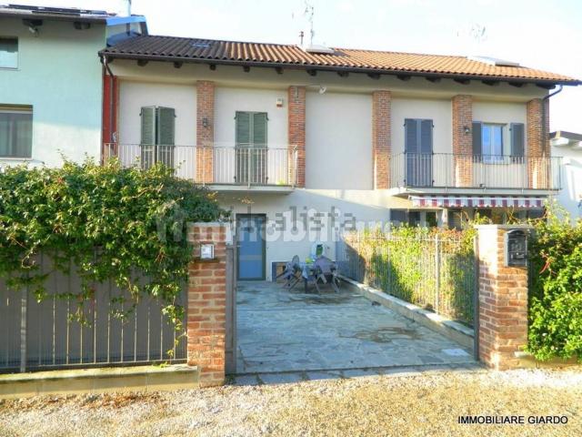 Villetta indipendente in vendita di 128 m² in Via Villanova, 61