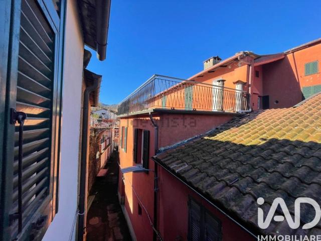 Villetta indipendente in vendita di 128 m² in Vico Fosse