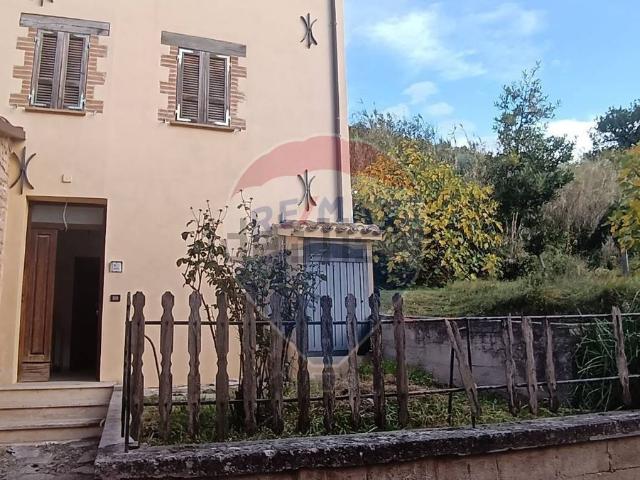 Villetta indipendente in vendita di 129 m² in Via del Casone