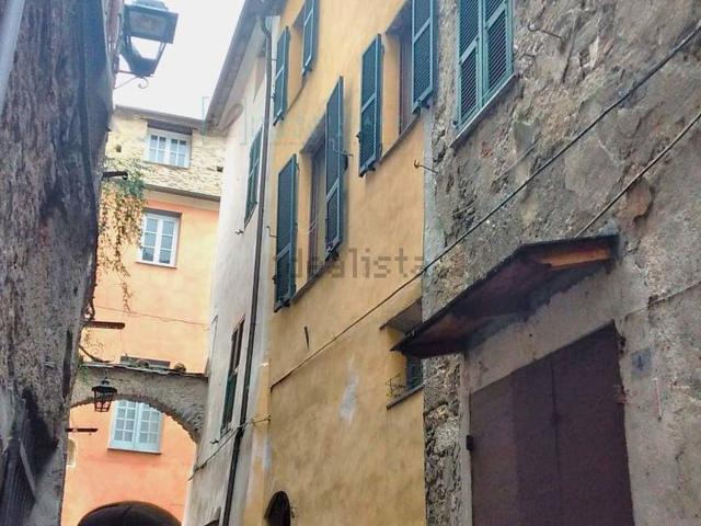 Villetta indipendente in vendita di 129 m² in Vico Sebastiano Manfredi