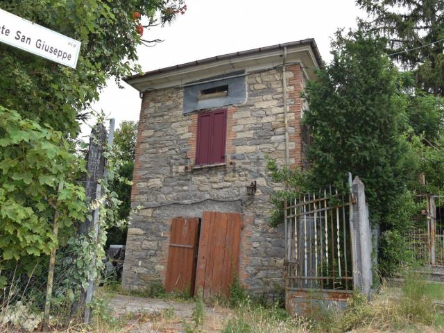 Villetta indipendente in vendita di 129 m² in Località Maiano, 44
