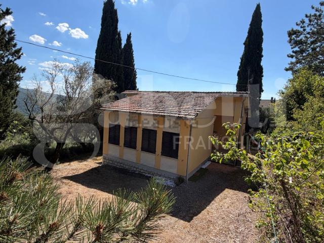 Villetta indipendente in vendita di 129 m² in Strada di Canneto