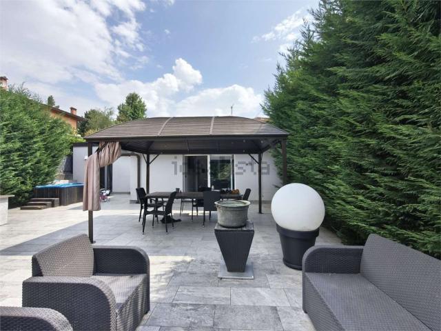Villetta indipendente in vendita di 130 m²