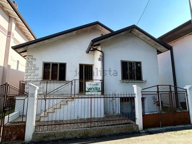 Villetta indipendente in vendita di 130 m²