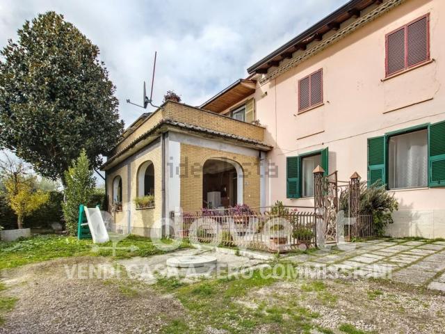 Villetta indipendente in vendita di 161 m² in Via Cavoni, 58