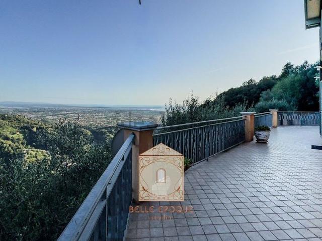 Villetta indipendente in vendita di 130 m² in Via Capezzano