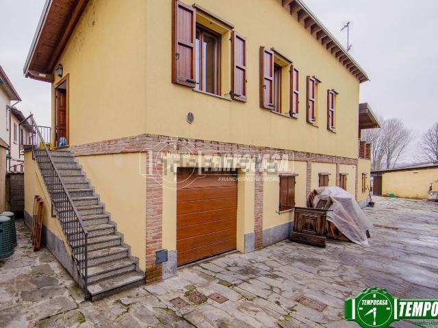Villetta indipendente in vendita di 130 m² in Via Cascina Mensi