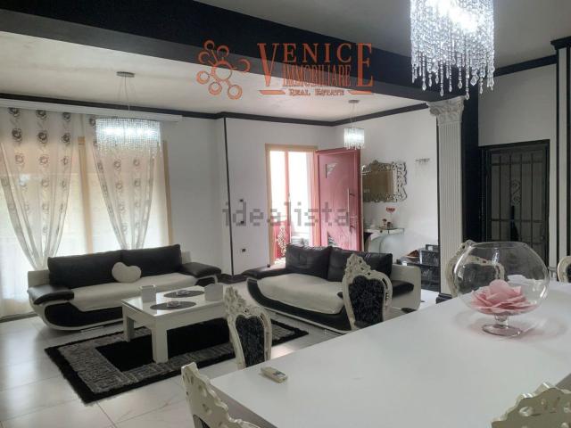 Villetta indipendente in vendita di 130 m² in Via Centa