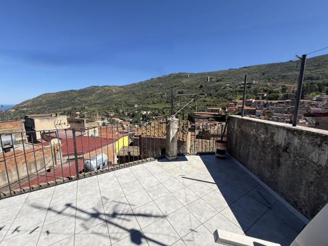 Villetta indipendente in vendita di 130 m² in Via Curlandia, 8