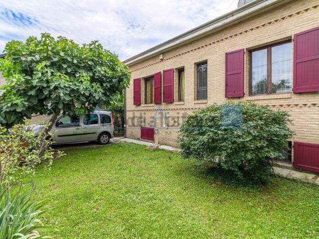 Villetta indipendente in vendita di 130 m² in Via Alfonso Marelli, 63