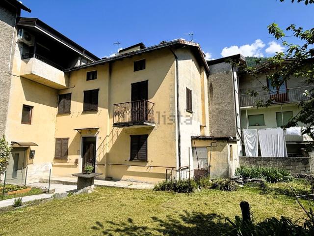 Villetta indipendente in vendita di 130 m² in Via Bottà