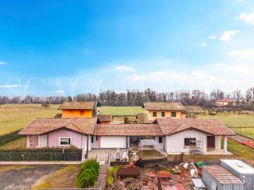 Villetta indipendente in vendita di 130 m² in Via Battiana, 54