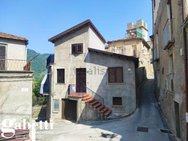 Villetta indipendente in vendita di 130 m² in Via G. Garibaldi, 73