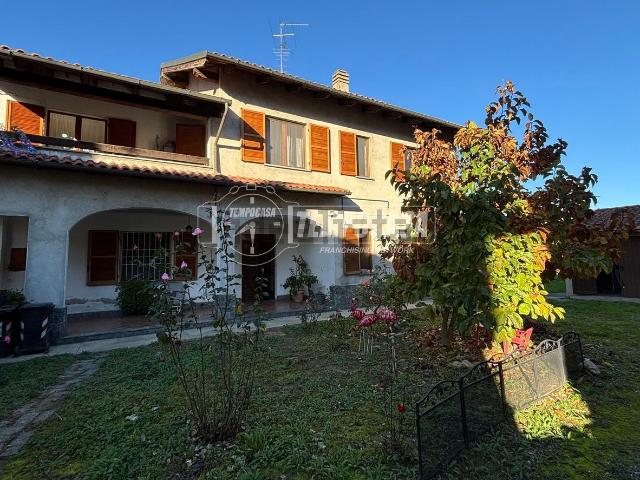 Villetta indipendente in vendita di 130 m² in Via G. Marconi