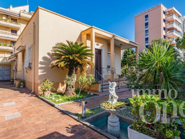 Villetta indipendente in vendita di 130 m² in Via Goito, 141