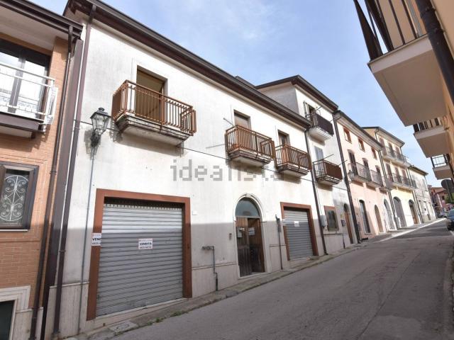 Villetta indipendente in vendita di 130 m² in Via Gradoni, 6