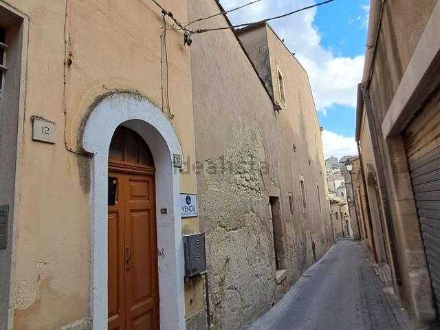 Villetta indipendente in vendita di 130 m² in Via Guglielmo Messina