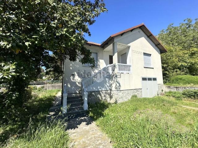 Villetta indipendente in vendita di 130 m² in Via Guido Olmo, 20