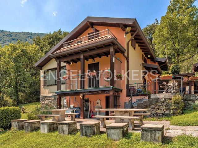 Villetta indipendente in vendita di 130 m² in Via Dascio
