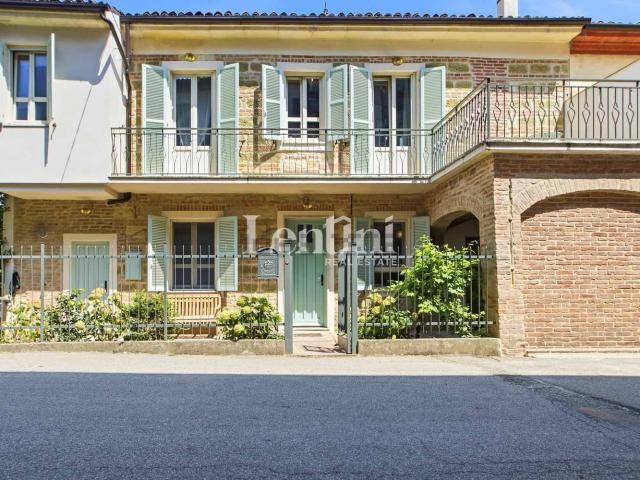 Villetta indipendente in vendita di 130 m² in Via dei Martiri, 33