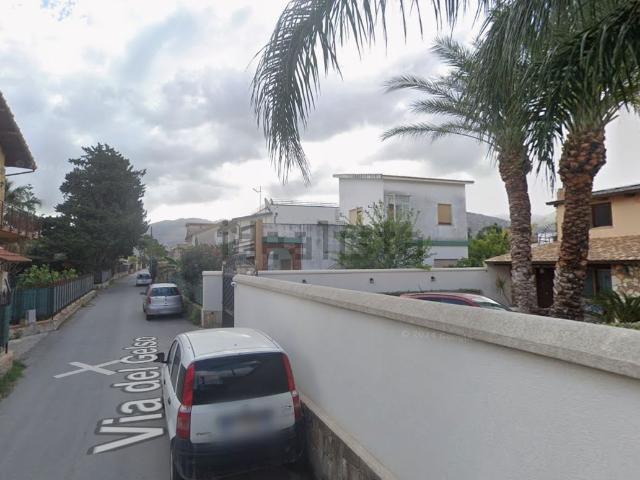 Villetta indipendente in vendita di 130 m² in Via del Gelso