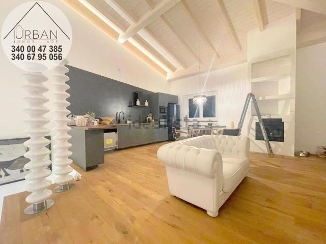 Villetta indipendente in vendita di 130 m² in Via della Parrocchia