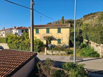 Villetta indipendente in vendita di 130 m² in Via della Repubblica