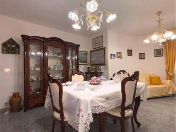 Villetta indipendente in vendita di 130 m² in Via Emilia