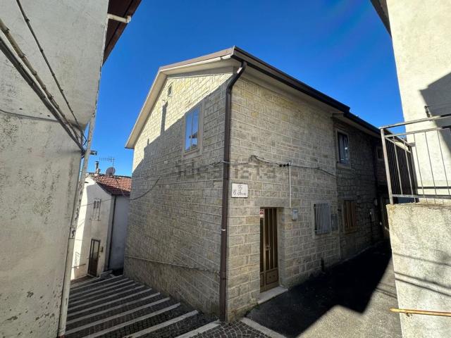 Villetta indipendente in vendita di 130 m² in Via Enrico Fermi, 28