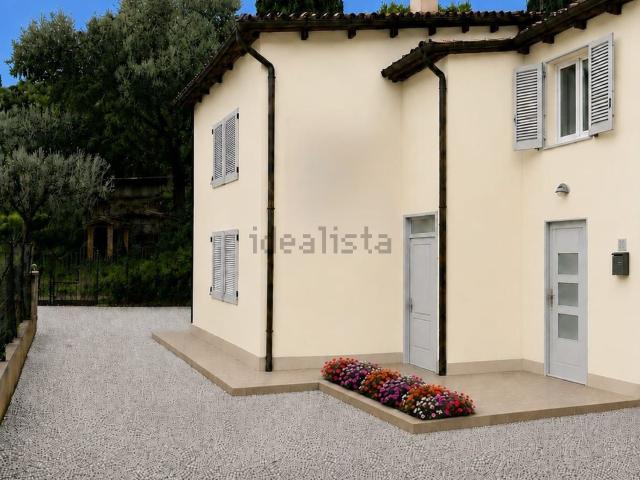 Villetta indipendente in vendita di 130 m² in Via Fontemorana