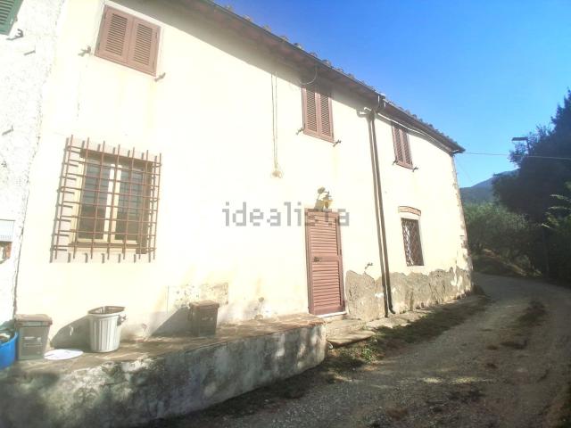 Villetta indipendente in vendita di 130 m² in Via Fratelli Cervi, 25