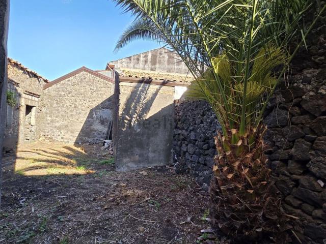 Villetta indipendente in vendita di 130 m² in Via Fratelli Gemmellaro