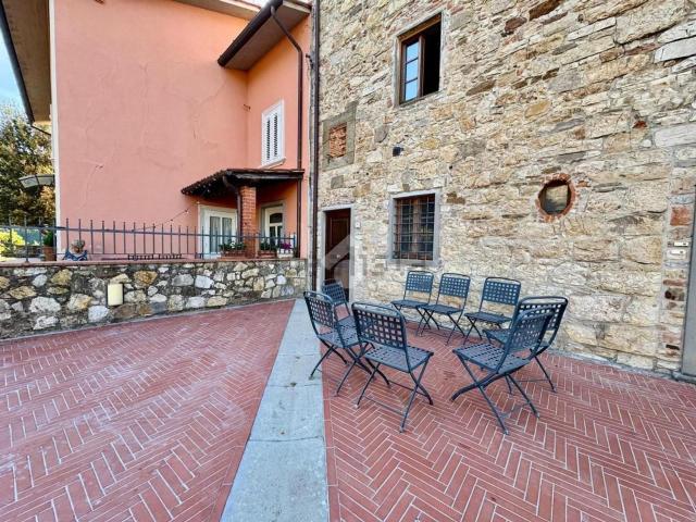 Villetta indipendente in vendita di 130 m² in Via Leonardo da Vinci, 124