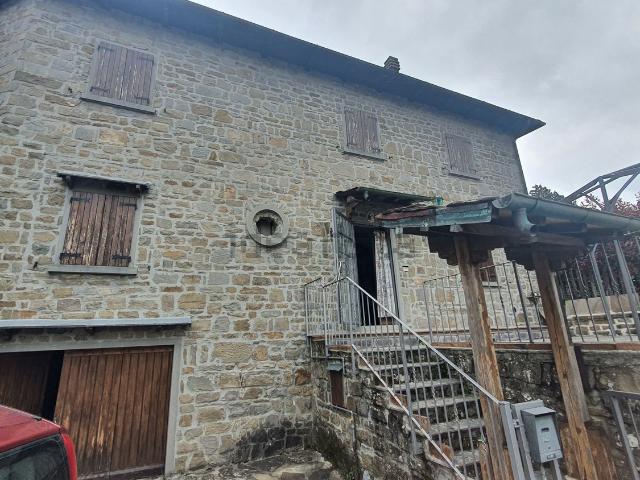Villetta indipendente in vendita di 130 m² in Via Montagna