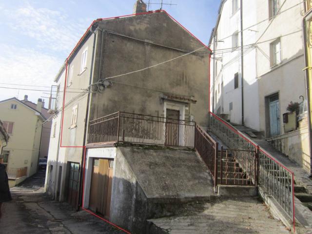 Villetta indipendente in vendita di 130 m² in Via Monte Calvario, 21